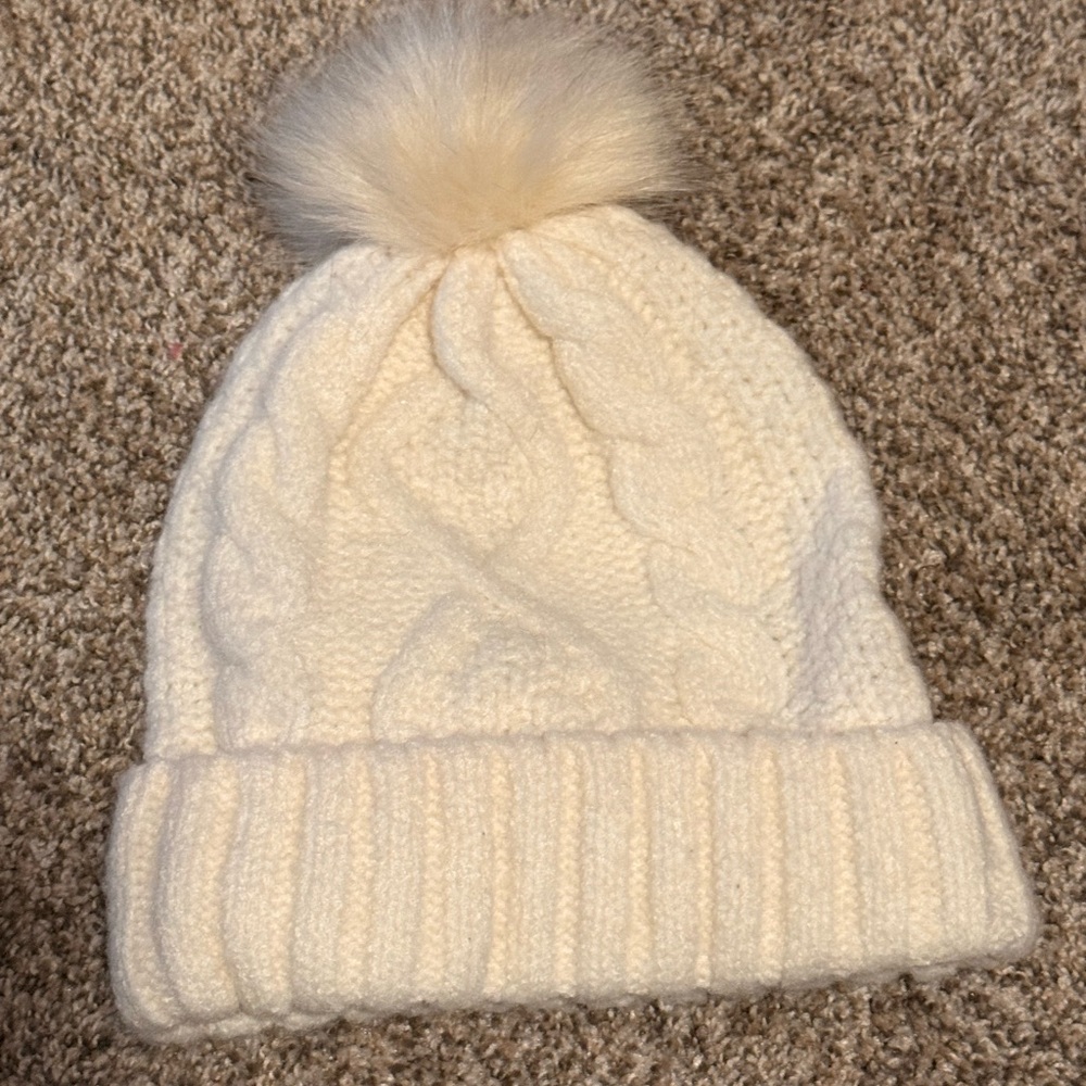 Cozy Cream Knit Beanie with Pom Pom